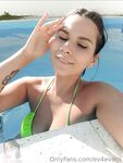 Eva Evans Onlyfans pictures