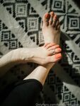 Beneathmytoes Onlyfans pictures 3