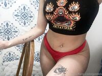 Golden Goddess Onlyfans pictures