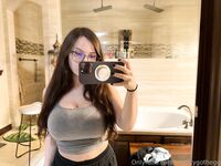 Big Titty Goth Egg  Onlyfans pictures