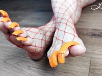 Lora Long Nails Onlyfans pictures 2