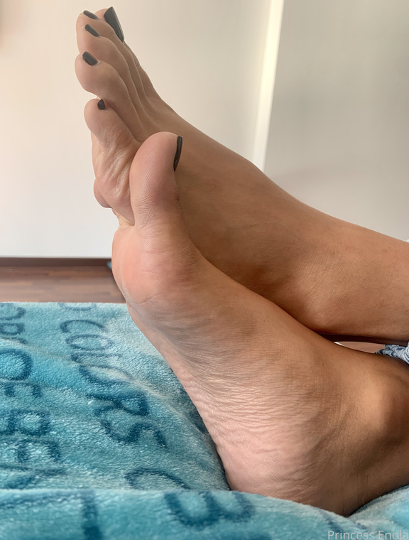 Mistress Enola Onlyfans pictures