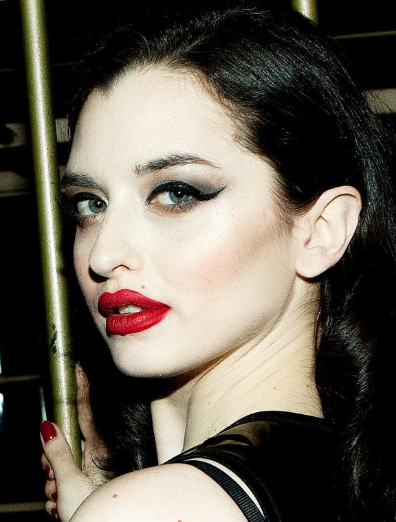 Mistress Bella Lugosi Onlyfans pictures