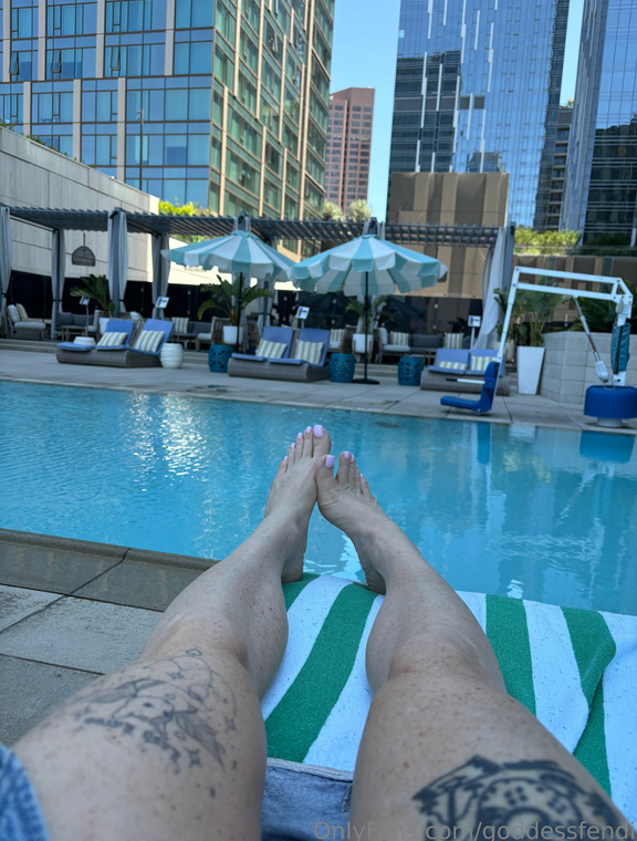 Fendi Feet Onlyfans pictures 3