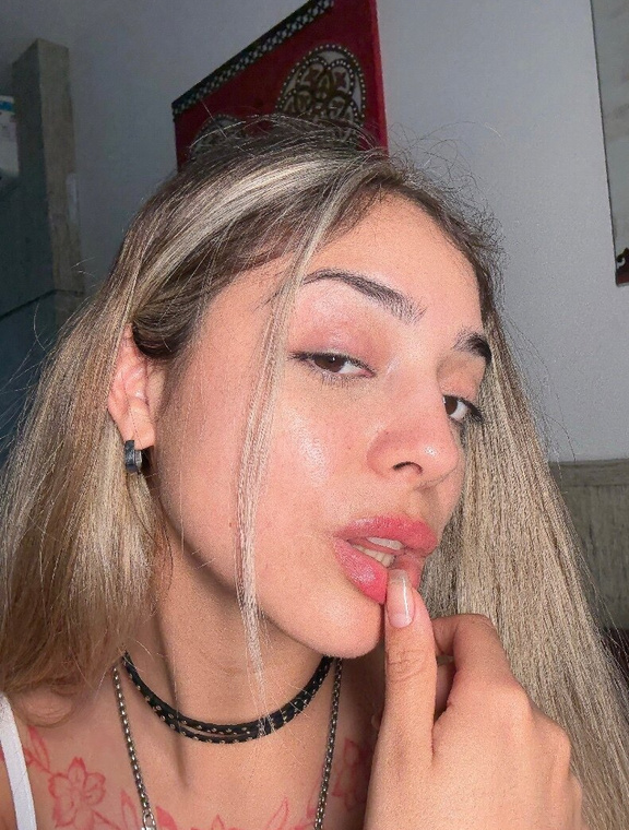 Yanina girlvip Onlyfans pictures