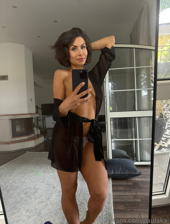 Paula Kai Onlyfans pictures