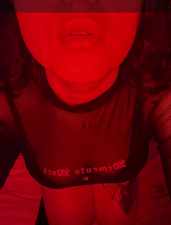 Summer spook Onlyfans pictures