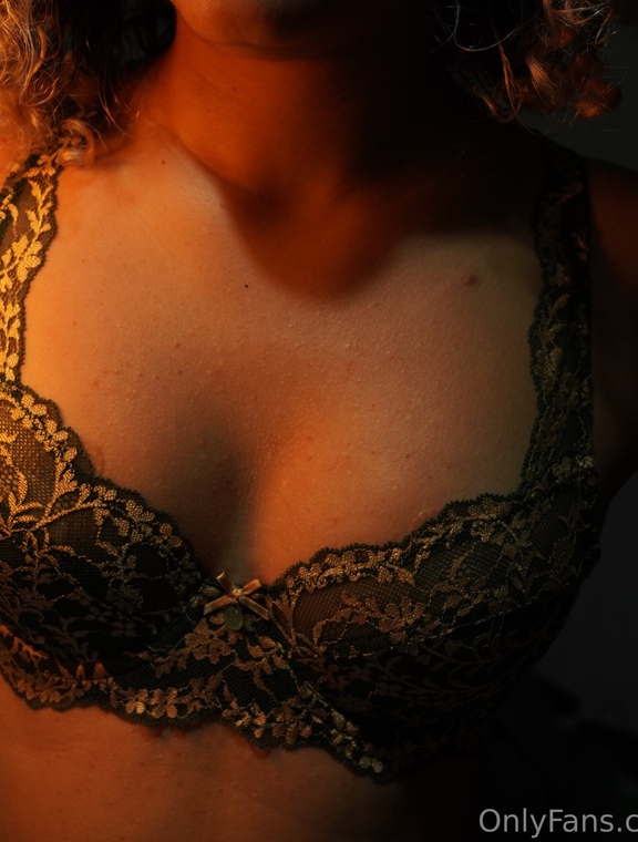 College-couple Onlyfans pictures 2