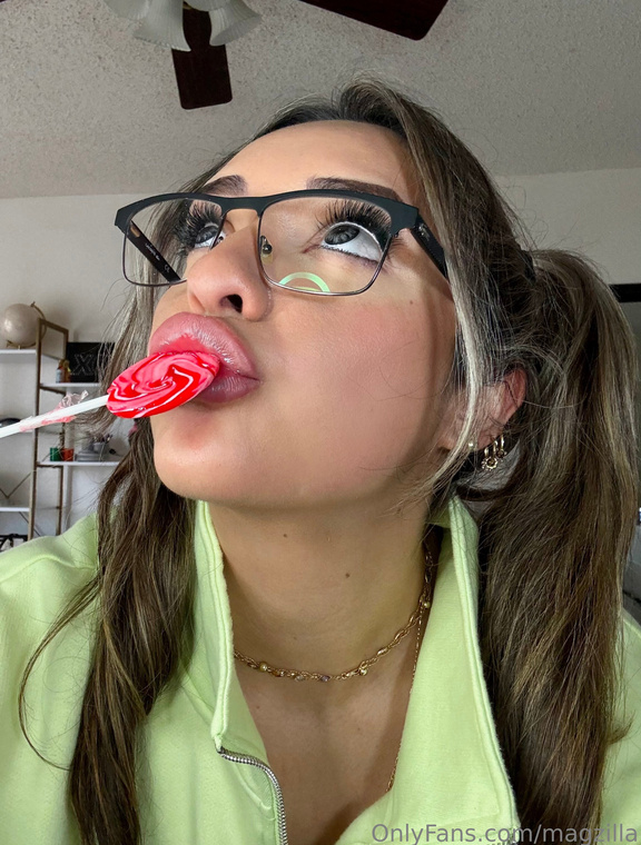 Magz Onlyfans pictures