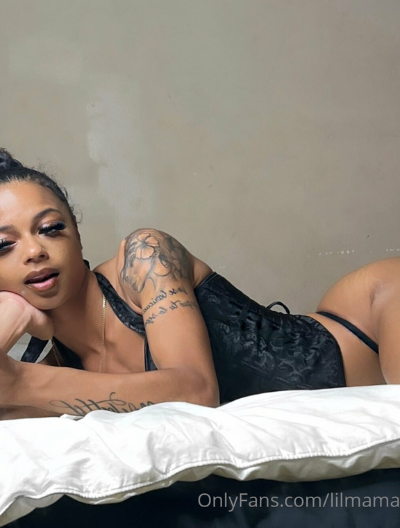 Bite Sized Mami  Onlyfans pictures