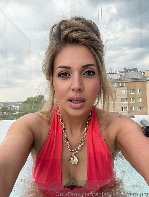 AnjaliKara_Premium Onlyfans pictures