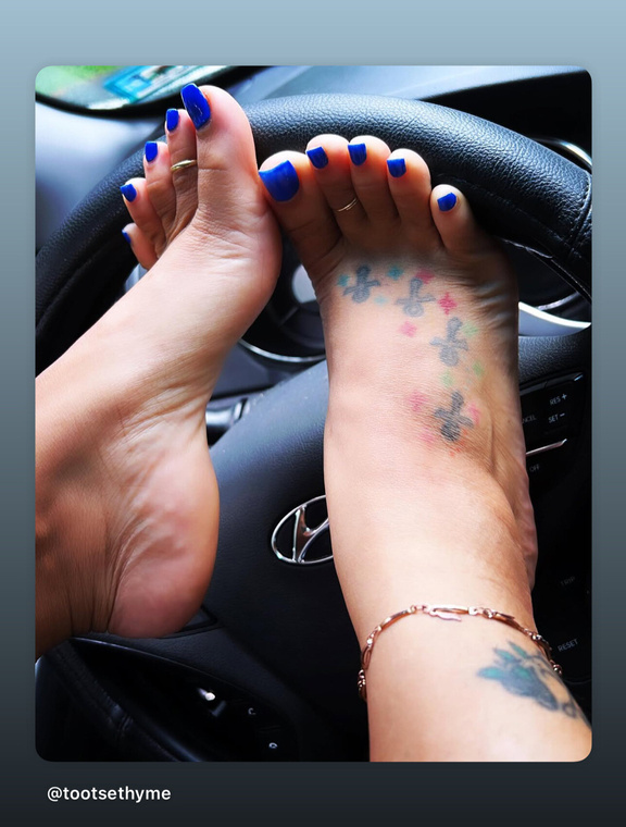 Tootsie Thyme Onlyfans pictures 2