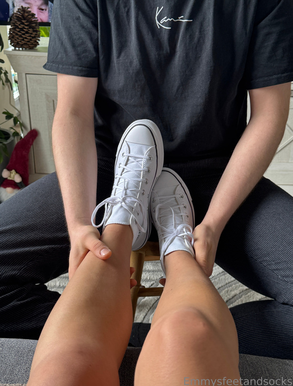 Emmysfeetandsocks Onlyfans pictures 4