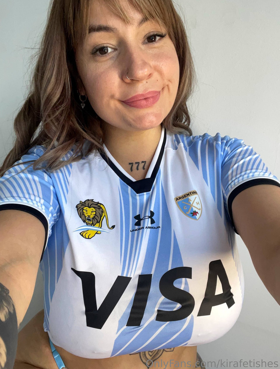 Kirafetishes Onlyfans pictures 2
