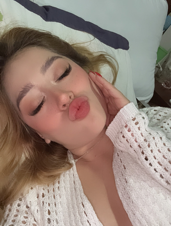 Grecefeet Onlyfans pictures 3