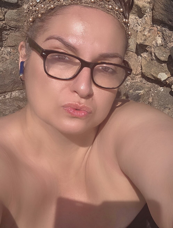 Mistress Cindy Ray Onlyfans pictures 4