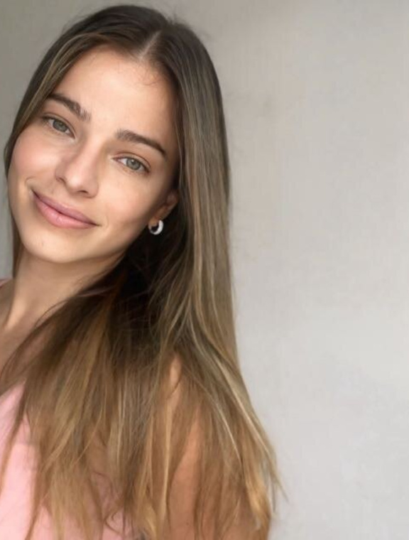 Mia Doll Onlyfans pictures