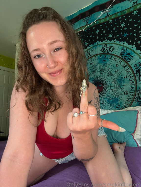 Goddess Flower Onlyfans pictures 3