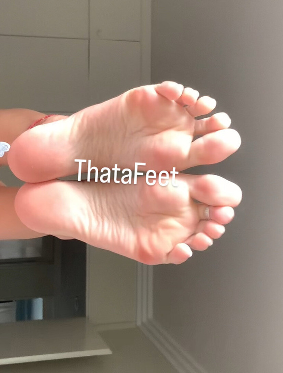Thata feet Onlyfans pictures