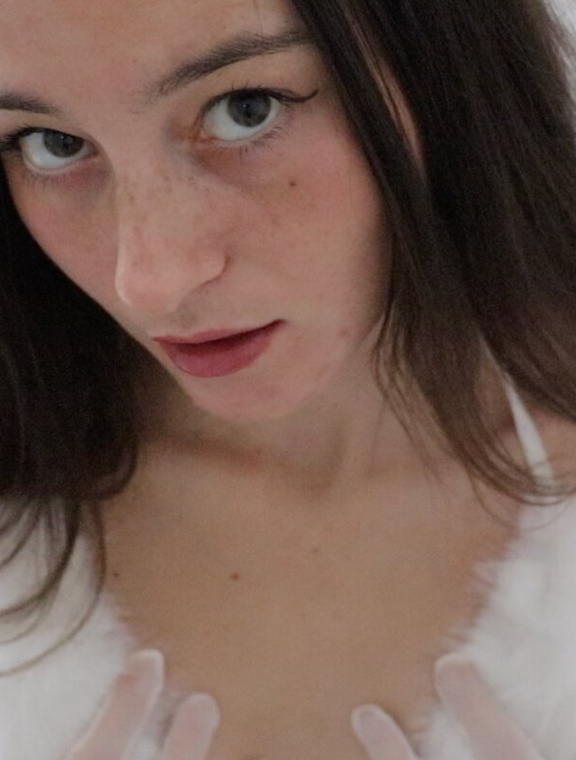 Florescent Onlyfans pictures 3