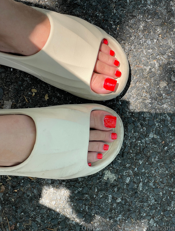 Myf33tyourtreat Onlyfans pictures 3